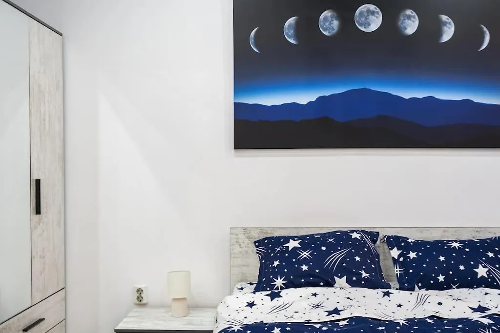 Galaxy Studio Near Bucharest Old Town